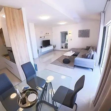 Apartament With A Parking Space Promajna, Makarska - 23181